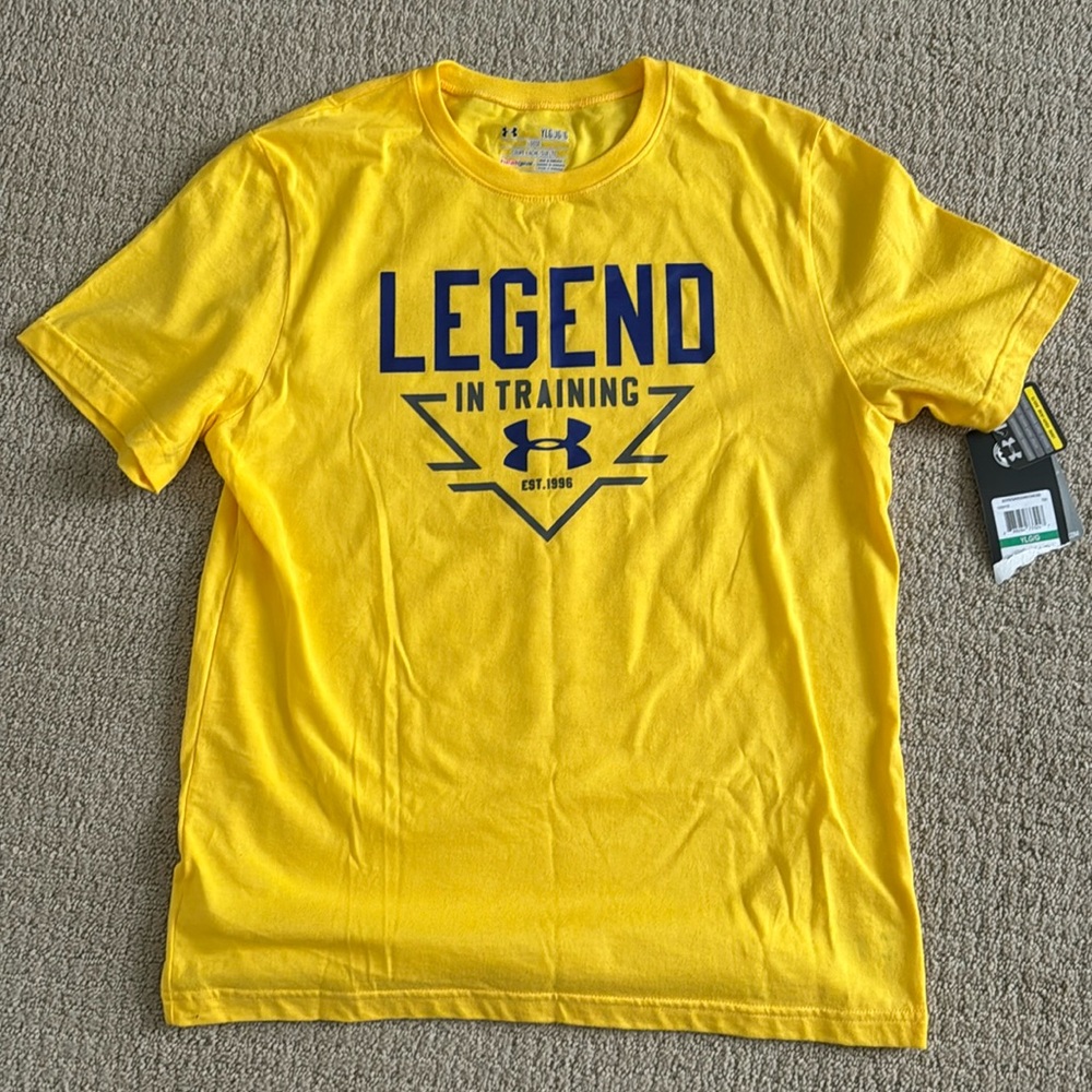 NWT Under Armour Youth tshirt